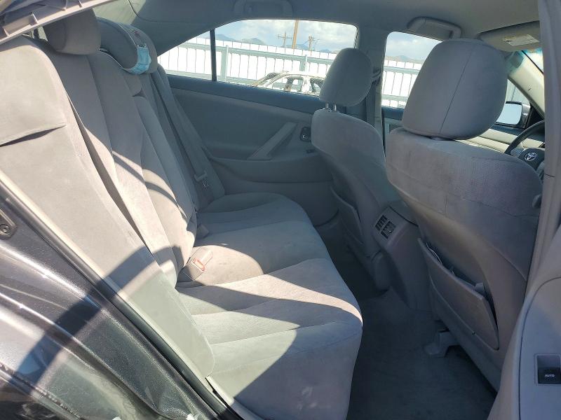 63437146 :رقم المزاد ، 4T1BB3EK6BU140480 vin ، 2011 Toyota Camry مزاد بيع