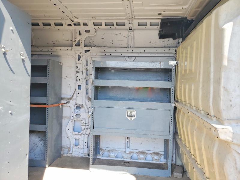 63131436 :رقم المزاد ، 3C6TRVBG2HE538333 vin ، 2017 Ram Promaster 1500 مزاد بيع