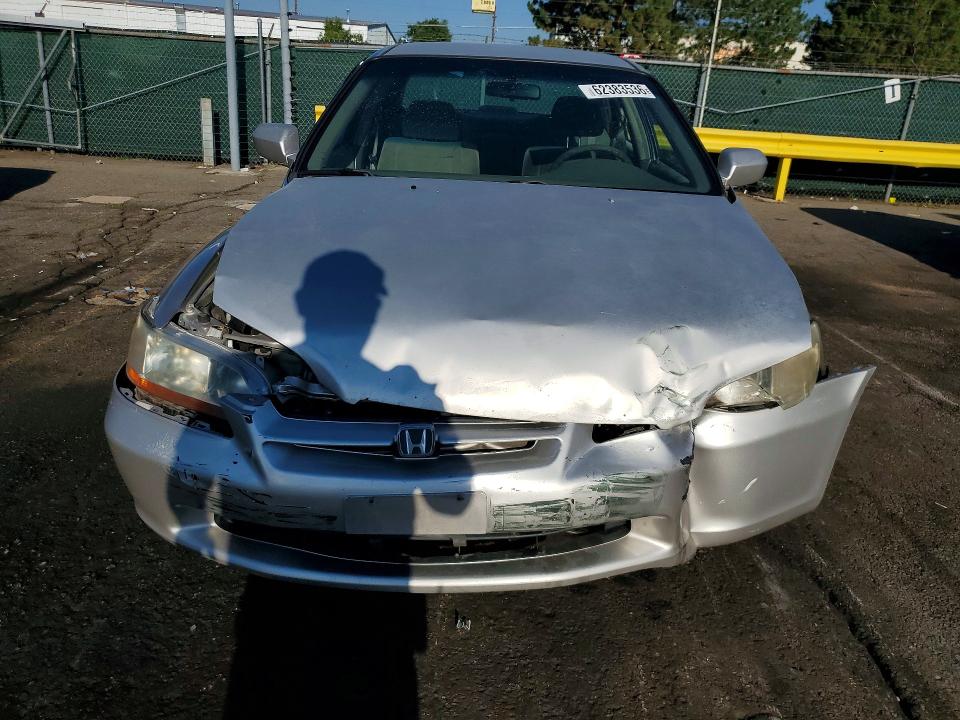 62383536 :رقم المزاد ، 1HGCG5641XA026211 vin ، 1999 Honda Accord مزاد بيع