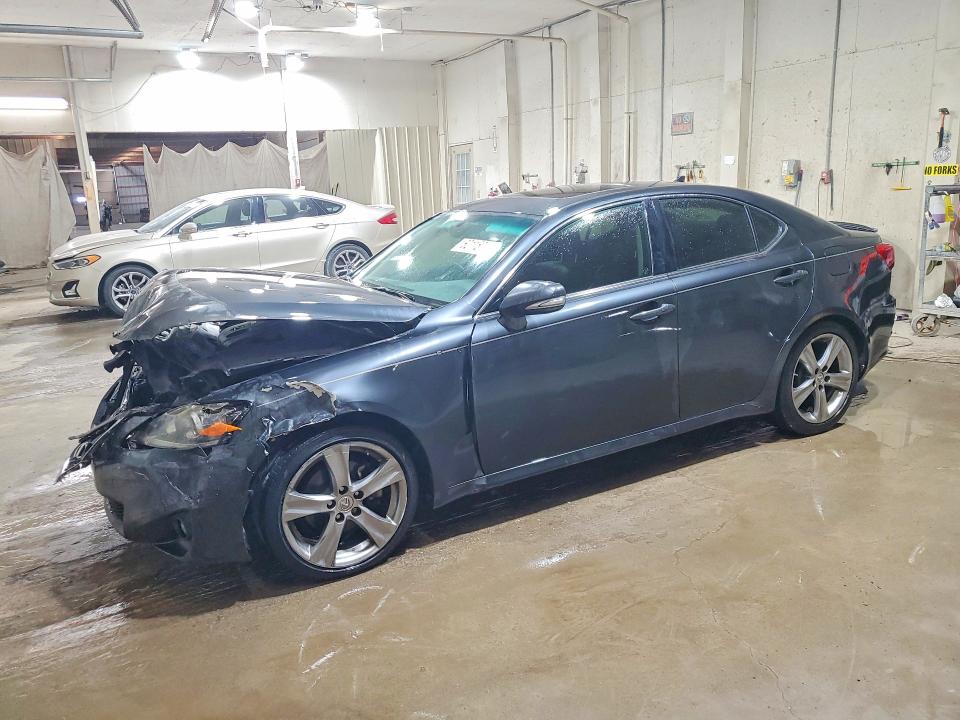 62115716 :رقم المزاد ، JTHBF5C29B5149870 vin ، 2011 Lexus Is مزاد بيع