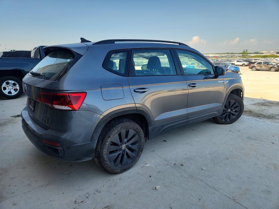 2022 Volkswagen Taos მანქანა იყიდება აუქციონზე, vin: 3VVCX7B28NM036475, აუქციონის ნომერი: 61333706