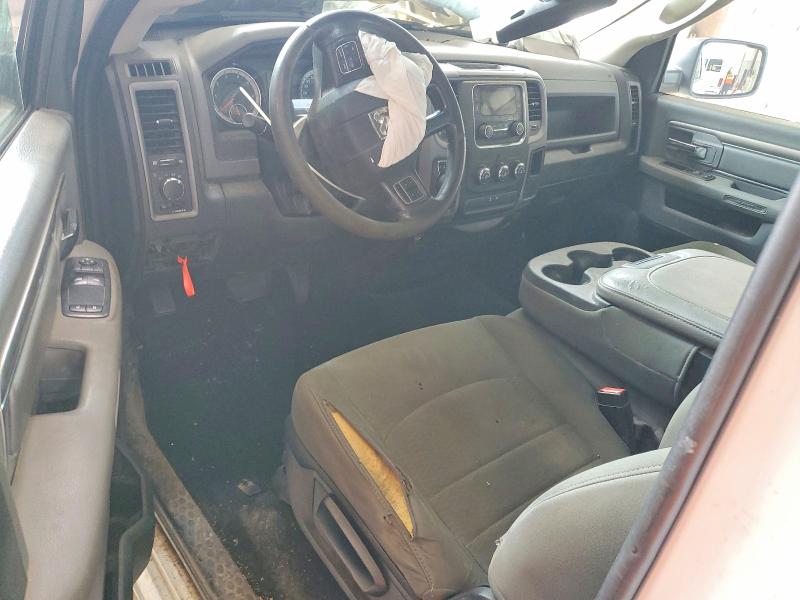 60941776 :رقم المزاد ، 3C6JR7DT2JG140482 vin ، 2018 Ram 1500 مزاد بيع