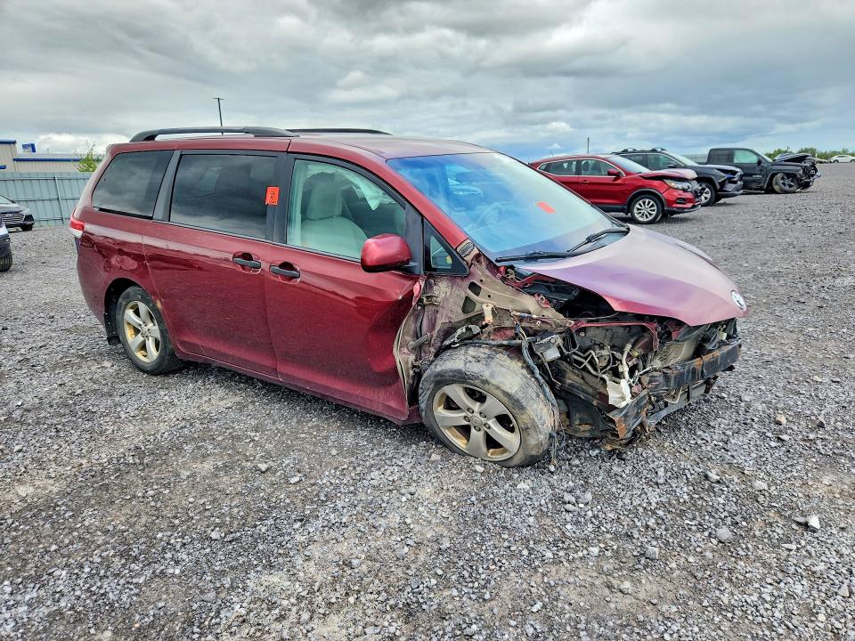 Продажа на аукционе авто 2013 Toyota Sienna, vin: 5TDZK3DC7DS329577, номер лота: 61700026