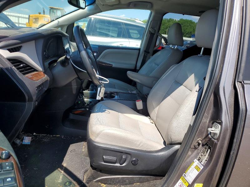 59901616 :رقم المزاد ، 5TDYZ3DC2HS803514 vin ، 2017 Toyota Sienna مزاد بيع