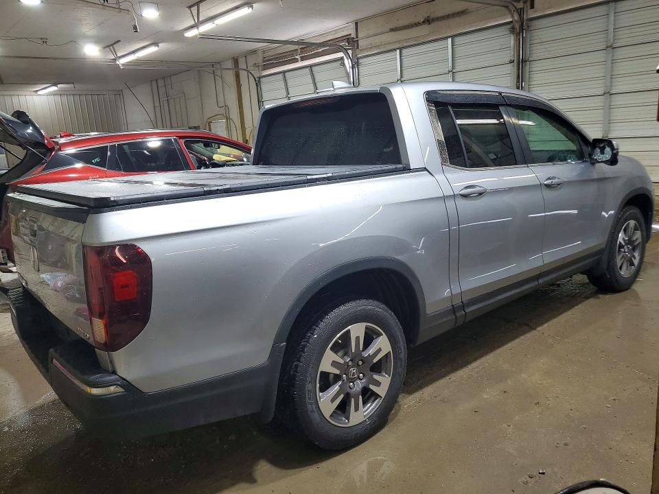 2017 Honda Ridgeline მანქანა იყიდება აუქციონზე, vin: 5FPYK3F63HB014361, აუქციონის ნომერი: 61908326