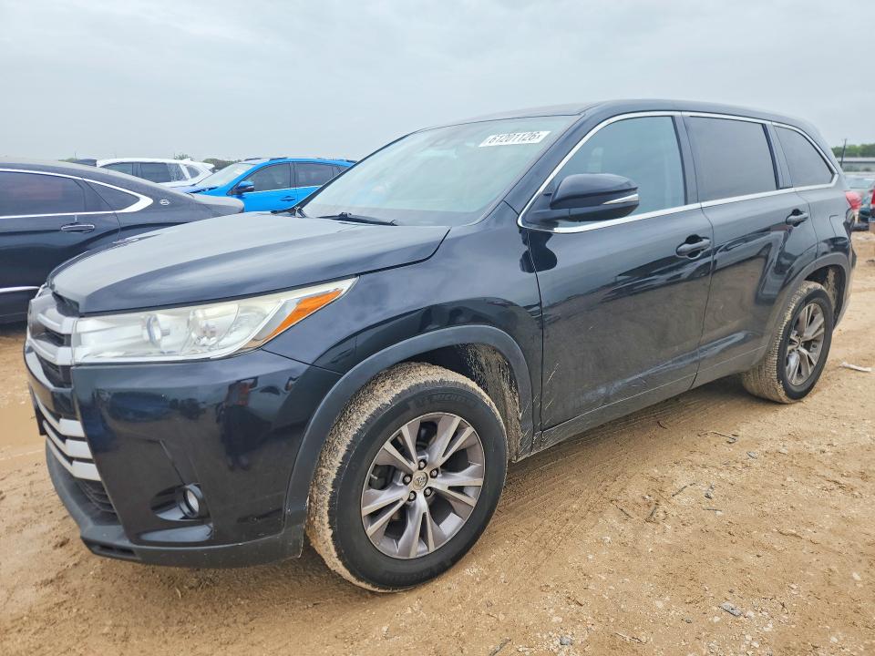 61201126 :رقم المزاد ، 5TDZZRFH0JS243630 vin ، 2018 Toyota Highlander مزاد بيع