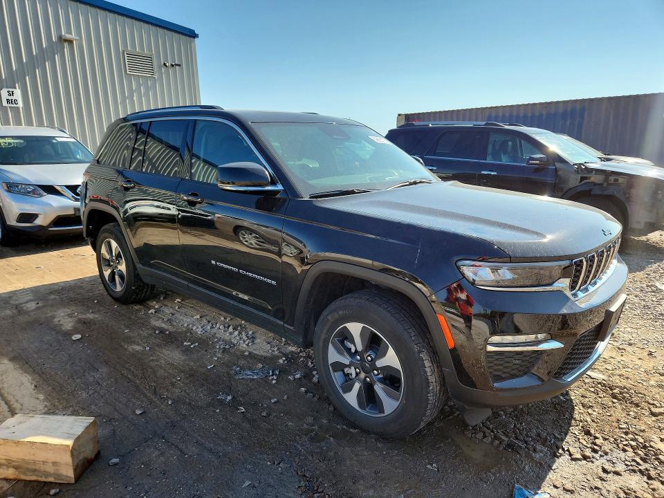 Продажа на аукционе авто 2022 Jeep Grand Cherokee, vin: 1C4RJYB67N8758513, номер лота: 62866176