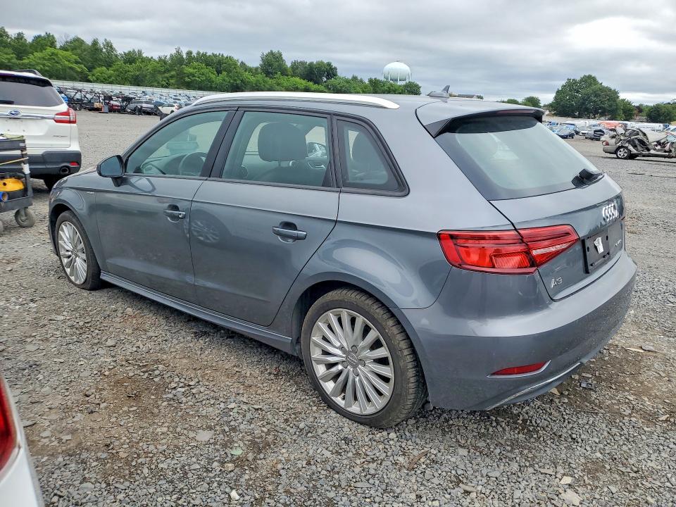 Aukcja sprzedaży 2017 Audi A3, vin: WAUUPBFF9HA098176, numer aukcji: 62645296