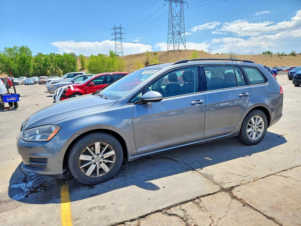 62143566 :رقم المزاد ، 3VWC17AU7GM505364 vin ، 2016 Volkswagen Golf Sportwagen مزاد بيع