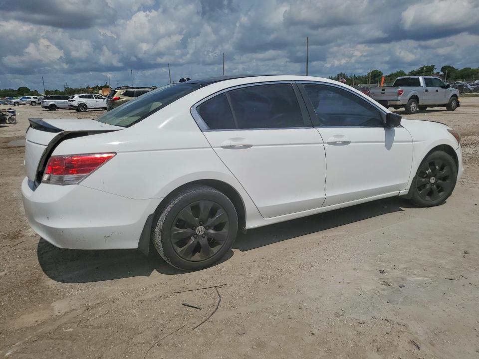 62974196 :رقم المزاد ، 1HGCP26888A032526 vin ، 2008 Honda Accord مزاد بيع