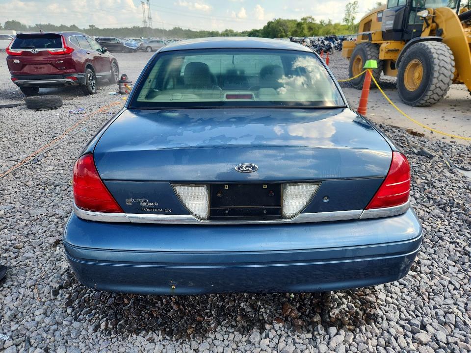 61762436 :رقم المزاد ، 2FAFP74V68X129125 vin ، 2008 Ford Crown Victoria مزاد بيع