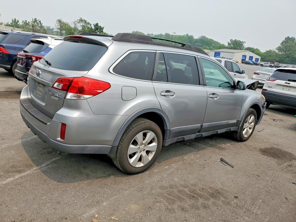 2011 Subaru Outback მანქანა იყიდება აუქციონზე, vin: 4S4BRBGC3B3325099, აუქციონის ნომერი: 61409996