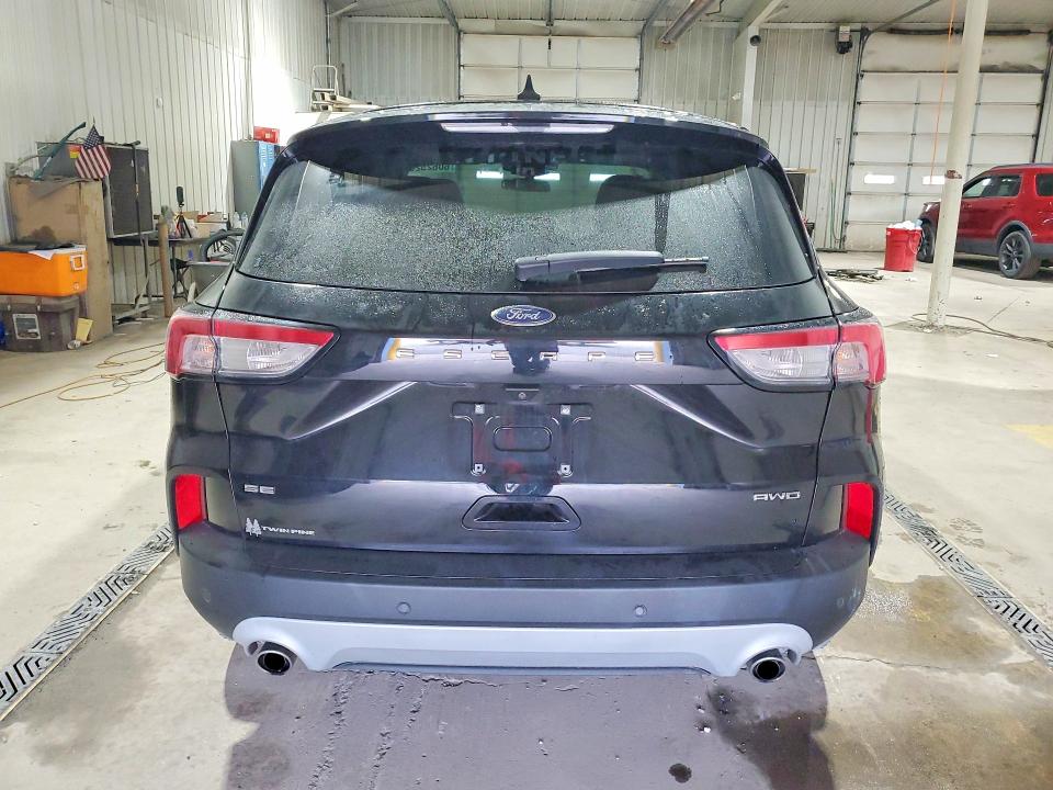 60625286 :رقم المزاد ، 1FMCU9G63NUA64867 vin ، 2022 Ford Escape مزاد بيع