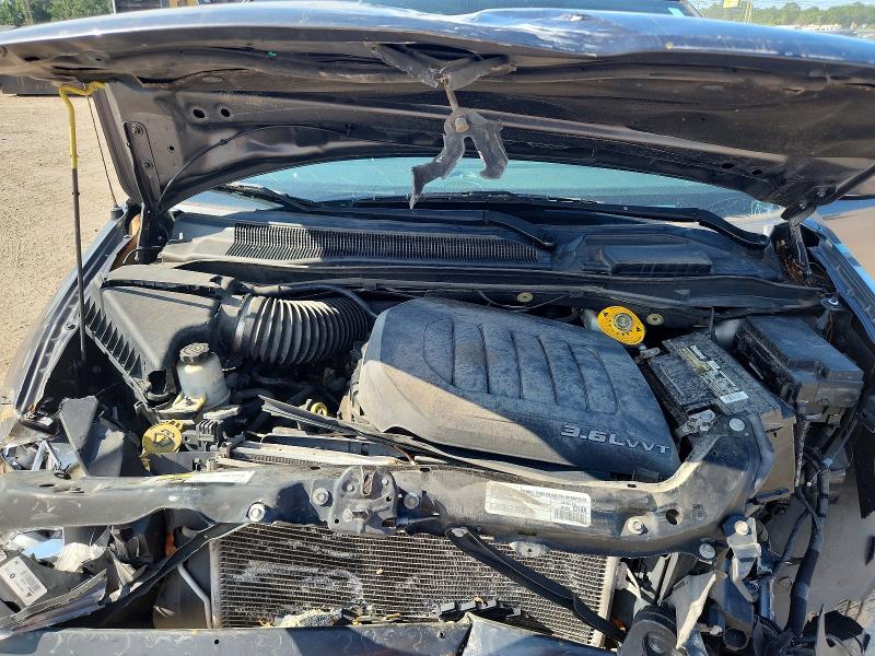 60225616 :رقم المزاد ، 2C4RDGCG6JR327622 vin ، 2018 Dodge Grand Caravan مزاد بيع