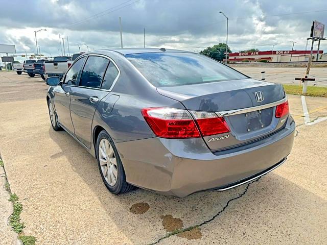 61169046 :رقم المزاد ، 1HGCR2F8XFA154800 vin ، 2015 Honda Accord Ex/ مزاد بيع