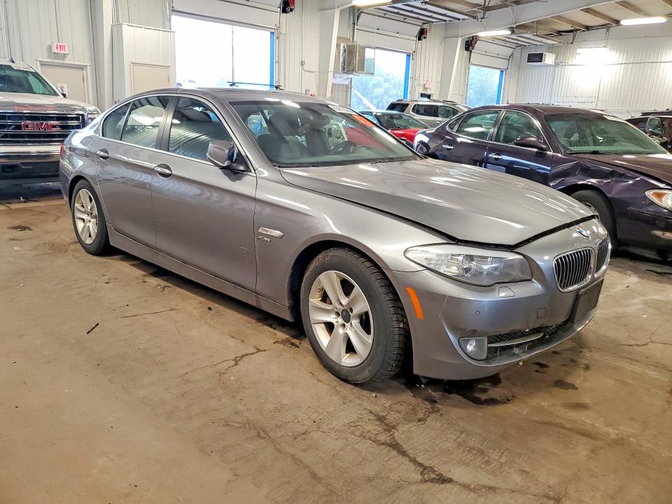 Продажа на аукционе авто 2012 Bmw 528, vin: WBAXH5C57CDW04568, номер лота: 63610586