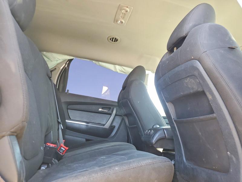 61334206 :رقم المزاد ، 1GKLVKED3AJ156717 vin ، 2010 Gmc Acadia مزاد بيع