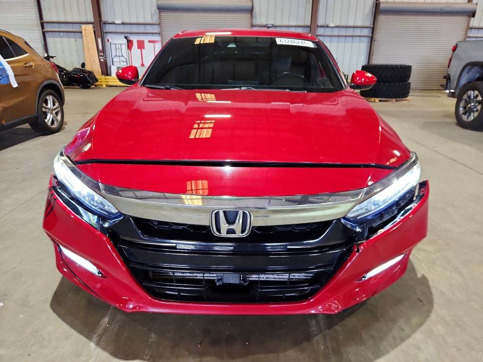 Продаж на аукціоні авто 2018 Honda Accord, vin: 1HGCV1F33JA248262, номер лоту: 61286246