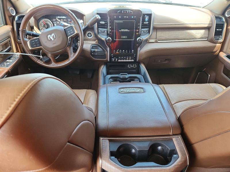 61170726 :رقم المزاد ، 3C63RRNL8NG135215 vin ، 2022 Ram 3500 مزاد بيع
