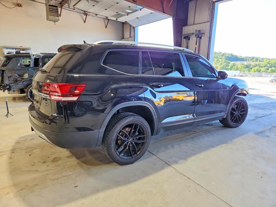 Продажа на аукционе авто 2019 Volkswagen Atlas, vin: 1V2UR2CA7KC598191, номер лота: 61924786