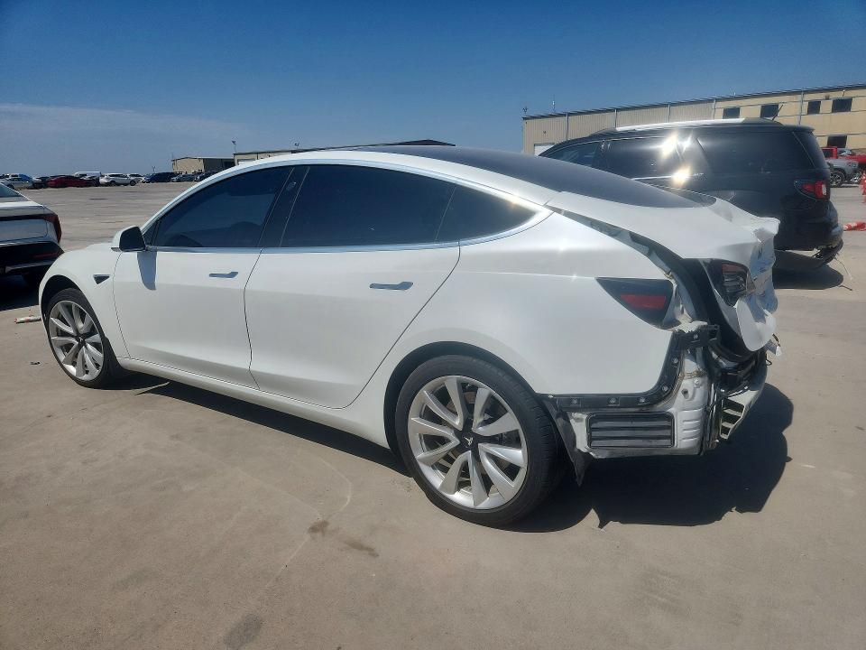 Продаж на аукціоні авто 2018 Tesla Model 3, vin: 5YJ3E1EAXJF020524, номер лоту: 63105306