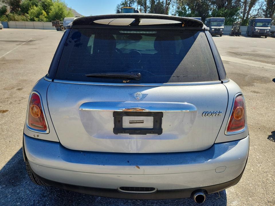 2010 Mini Cooper მანქანა იყიდება აუქციონზე, vin: WMWMF3C50ATZ64264, აუქციონის ნომერი: 60325266
