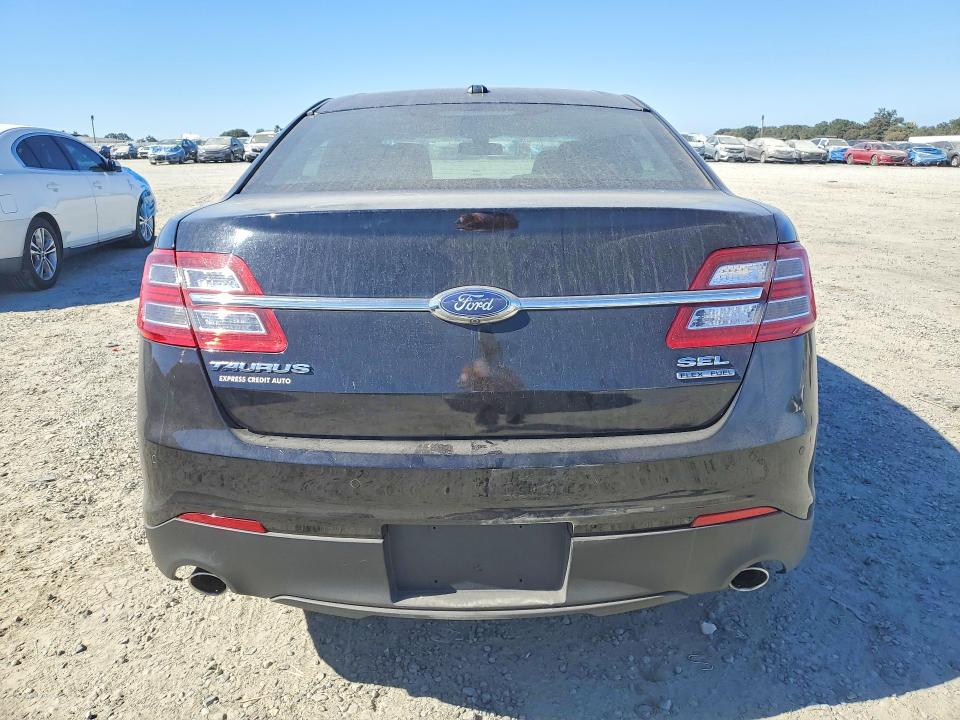 Auction sale of the 2018 Ford Taurus, vin: 1FAHP2E84JG127857, lot number: 62129526