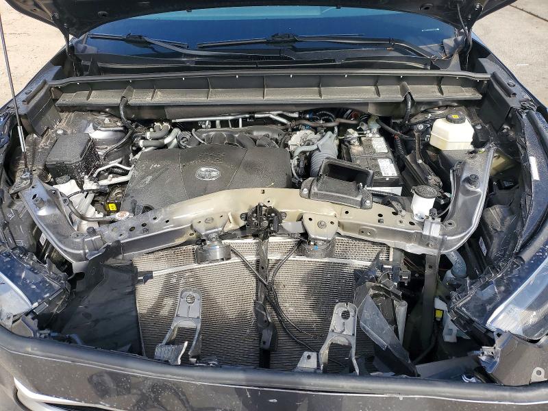 61565446 :رقم المزاد ، 5TDHZRBH3NS594426 vin ، 2022 Toyota Highlander مزاد بيع