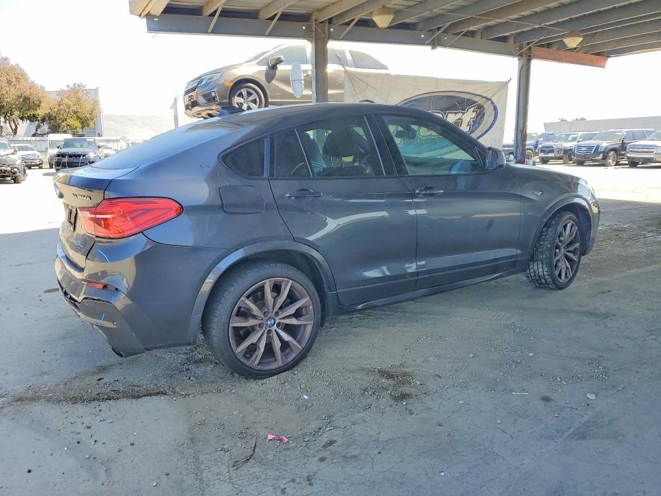 2017 Bmw X4 მანქანა იყიდება აუქციონზე, vin: 5UXXW7C56H0U25861, აუქციონის ნომერი: 59386846