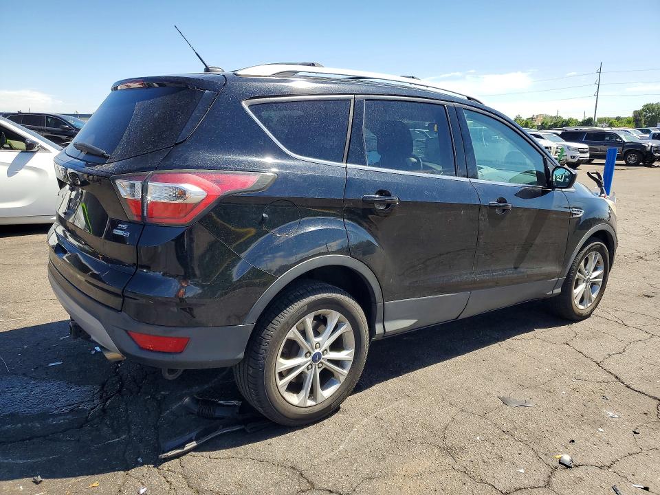 Продаж на аукціоні авто 2017 Ford Escape, vin: 1FMCU9G99HUA95474, номер лоту: 60678816