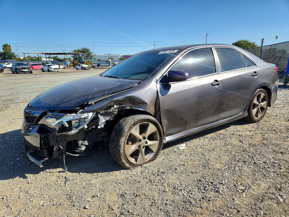 Aukcja sprzedaży 2014 Toyota Camry, vin: 4T1BF1FK8EU748089, numer aukcji: 61071526