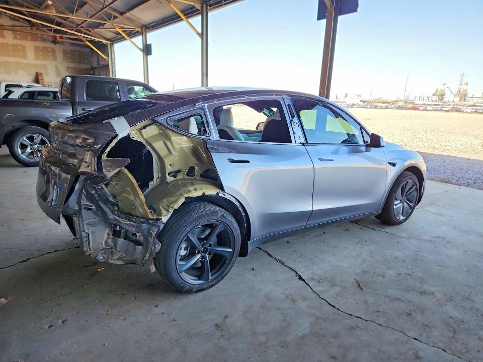 60206406 :رقم المزاد ، 7SAYGDED8TF575439 vin ، 2026 Tesla Model Y مزاد بيع