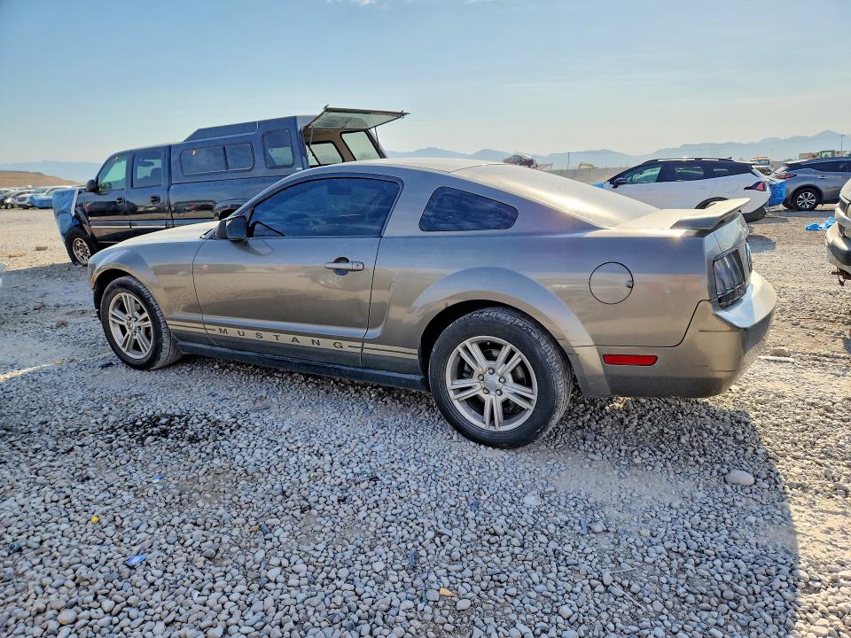 60856016 :رقم المزاد ، 1ZVFT80N655238566 vin ، 2005 Ford Mustang مزاد بيع
