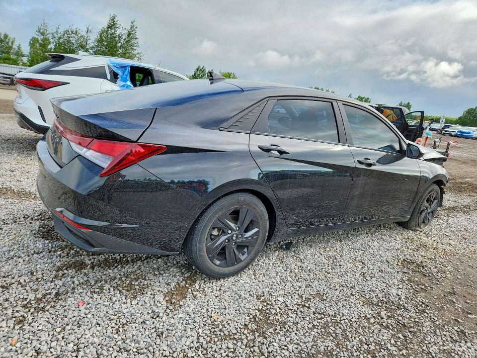 60026986 :رقم المزاد ، KMHLM4AG1NU283105 vin ، 2022 Hyundai Elantra مزاد بيع