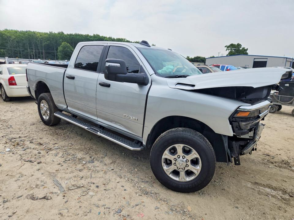 62814876 :رقم المزاد ، 3C6UR5DJ6TG200816 vin ، 2026 Ram 2500 مزاد بيع