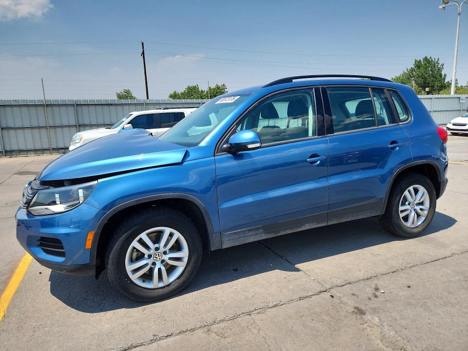 Продажа на аукционе авто 2017 Volkswagen Tiguan, vin: WVGBV7AX4HW511097, номер лота: 55573176