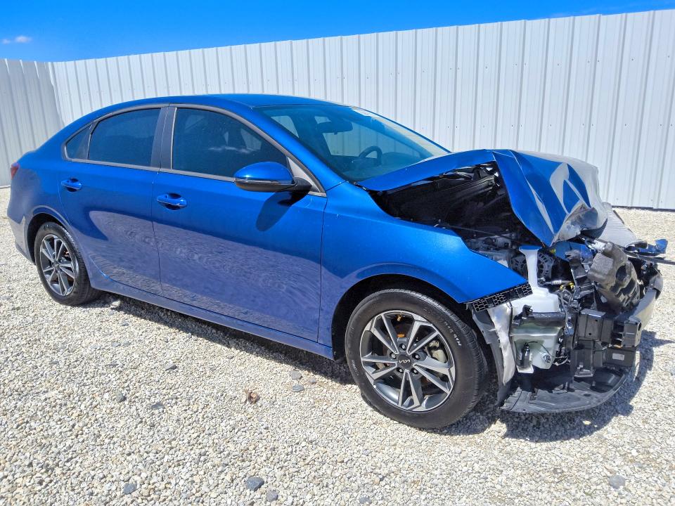 62103326 :رقم المزاد ، 3KPF24AD9RE818294 vin ، 2024 Kia Forte مزاد بيع