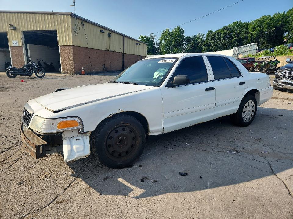 Продажа на аукционе авто 2008 Ford Crown Victoria, vin: 2FAHP71V18X115601, номер лота: 62261746
