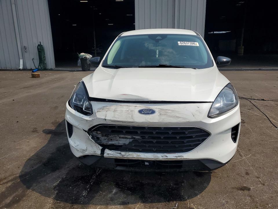 62637396 :رقم المزاد ، 1FMCU0BZ5MUA94478 vin ، 2021 Ford Escape مزاد بيع