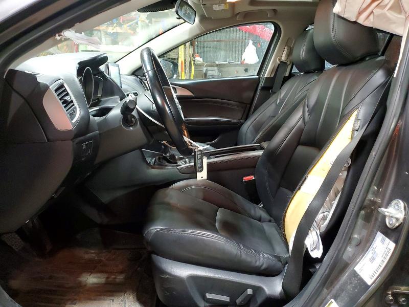 60777616 :رقم المزاد ، 3MZBN1V39JM252621 vin ، 2018 Mazda 3 مزاد بيع
