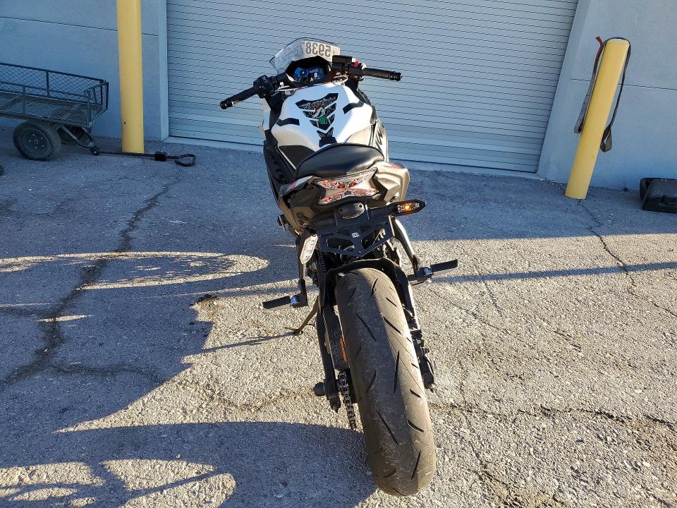 59387846 :رقم المزاد ، ML5EXER12PDA88155 vin ، 2023 Kawasaki Ex650 مزاد بيع