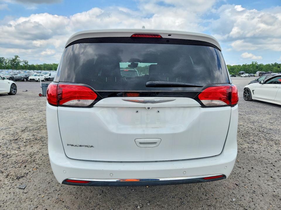 60192656 :رقم المزاد ، 2C4RC3BG7LR267821 vin ، 2020 Chrysler Pacifica مزاد بيع