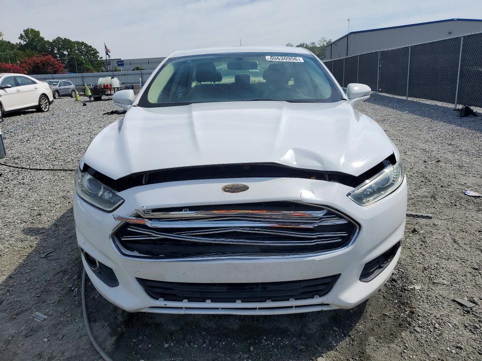 60630956 :رقم المزاد ، 3FA6P0LU1GR387873 vin ، 2016 Ford Fusion مزاد بيع