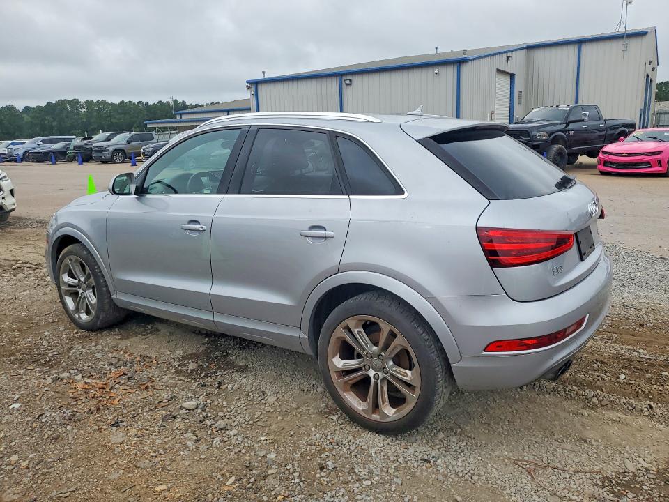 2015 Audi Q3 მანქანა იყიდება აუქციონზე, vin: WA1GFCFS4FR011928, აუქციონის ნომერი: 60875366