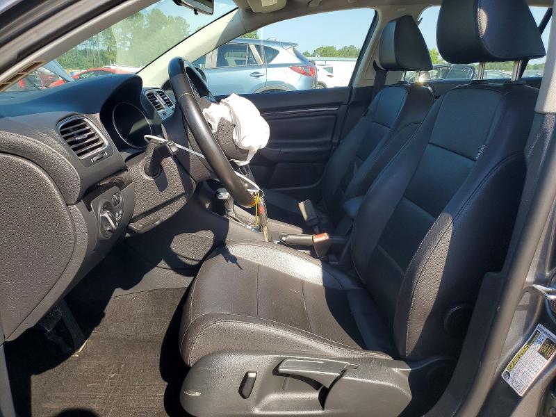 61001236 :رقم المزاد ، 3VWTL7AJ2AM660850 vin ، 2010 Volkswagen Jetta مزاد بيع