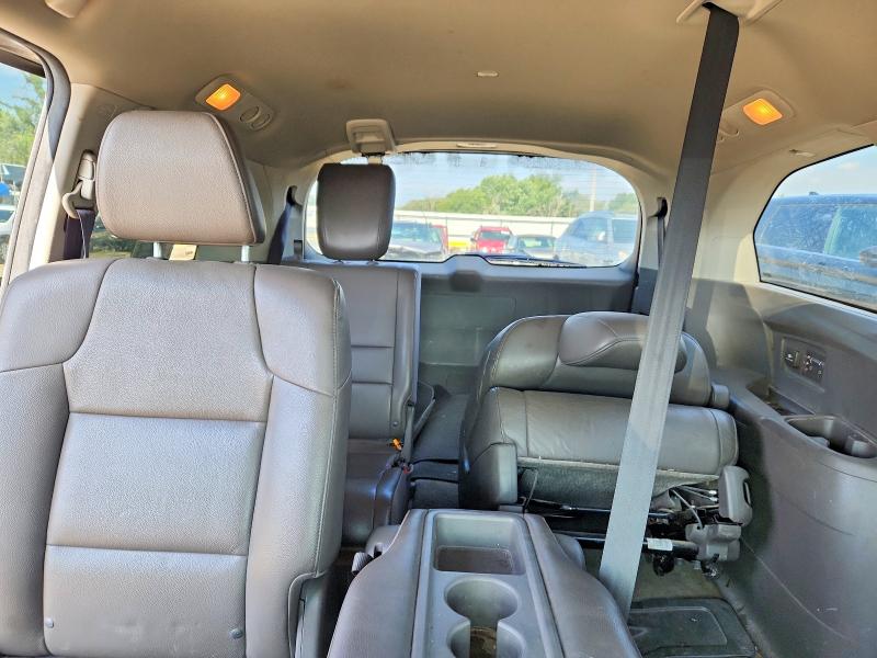 62637906 :رقم المزاد ، 5FNRL5H61EB105286 vin ، 2014 Honda Odyssey مزاد بيع