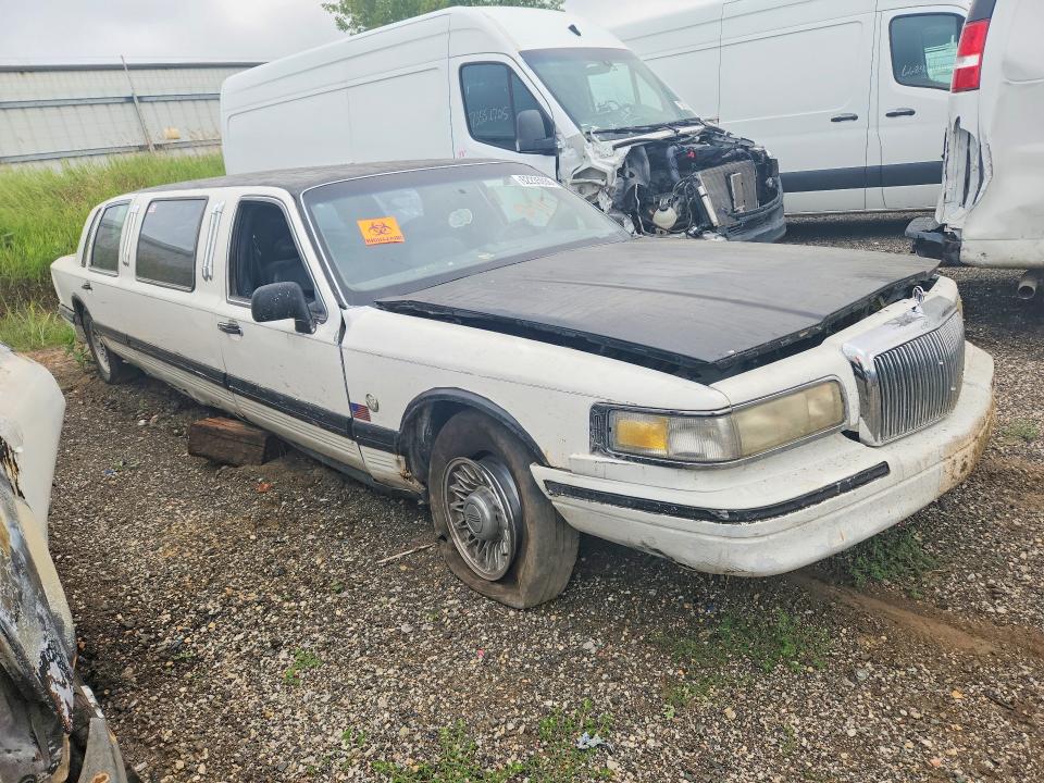 Aukcja sprzedaży 1995 Lincoln Town Car, vin: 1LNLM81W9SY624754, numer aukcji: 62235936