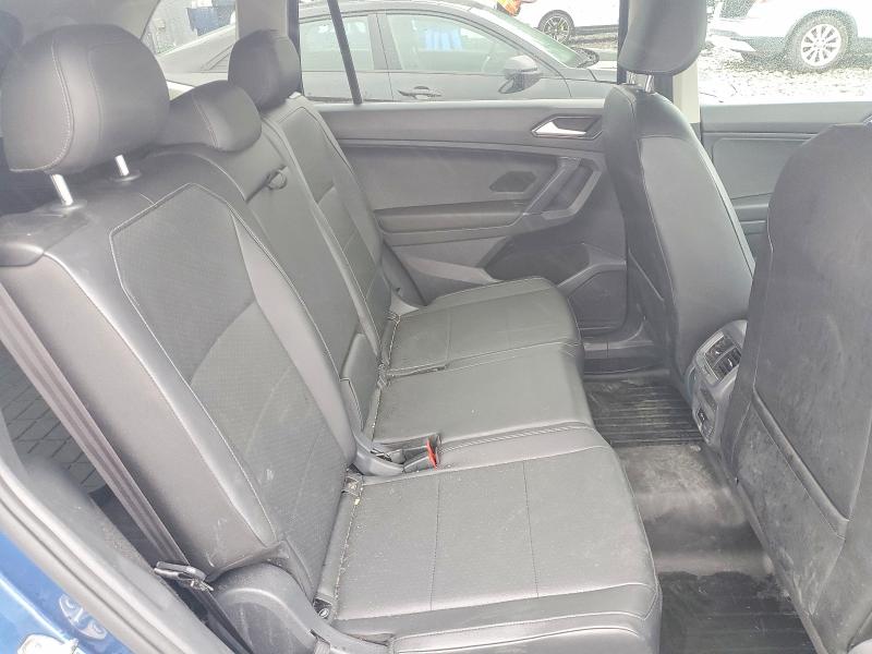 Продаж на аукціоні авто 2018 Volkswagen Tiguan, vin: 3VV3B7AX7JM121460, номер лоту: 62118056