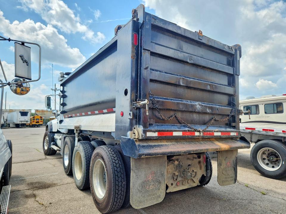 Продажа на аукционе авто 2009 Mack 700, vin: 1M2AX09C69M003810, номер лота: 60413726