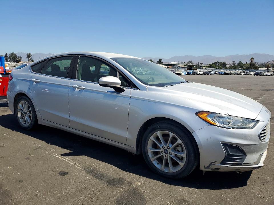 Продаж на аукціоні авто 2019 Ford Fusion, vin: 3FA6P0HDXKR193411, номер лоту: 63235236